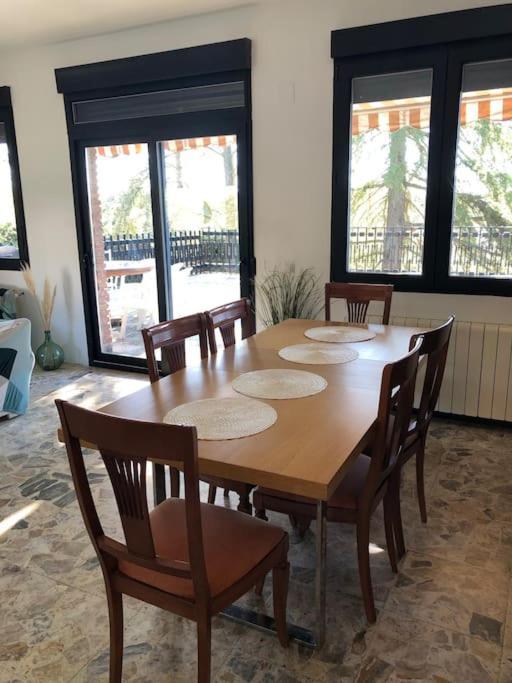 Villa Rana, Con Amplio Jardin, Barbacoa Y Piscina Valdemorillo Eksteriør billede